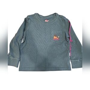 VINEYARD VINES CHRISTMAS THEMED LONG SLEEVED T- SHIRT. SIZE 2T.